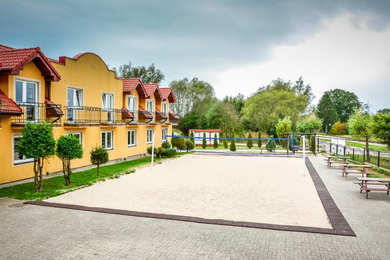 Bed and Breakfast Osrodek Wczasowo-Kolonijny Bazylak Реваль Екстер'єр фото